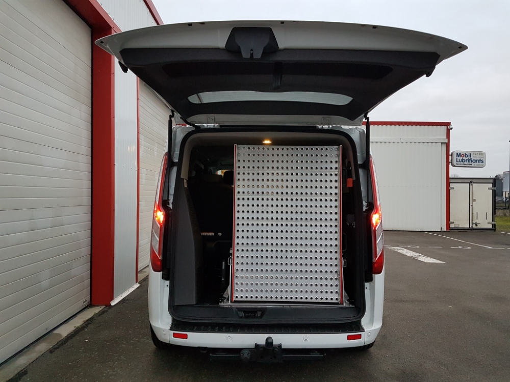 GARAGE BERTRAND Amenagement De Vehicule Pour Handicapes Rennes BLOC TRANSPORT TPMR 2